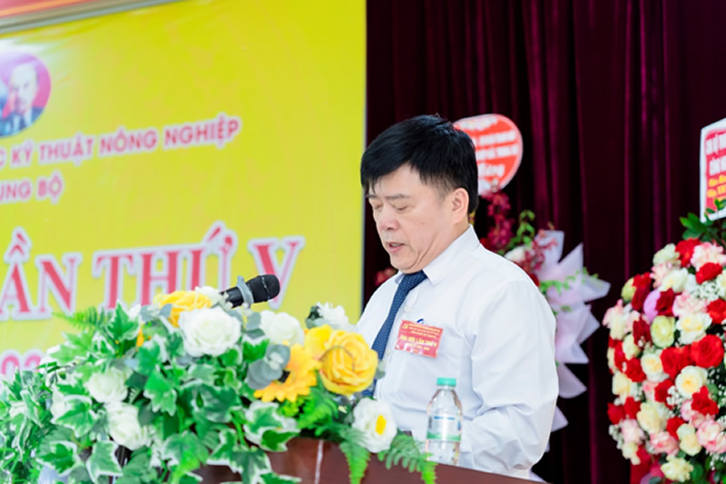Chào mừng thành công Đại Hội Đảng Bộ lần thứ V, nhiệm kỳ 2025–2030