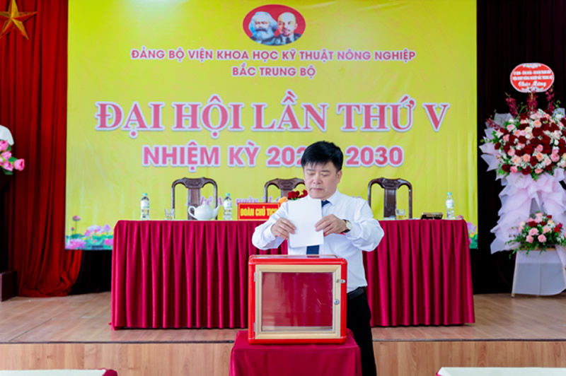 Chào mừng thành công Đại Hội Đảng Bộ lần thứ V, nhiệm kỳ 2025–2030